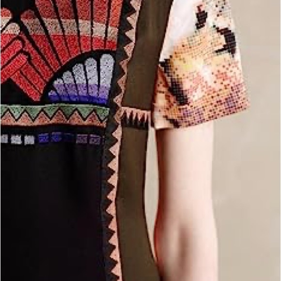 Ranna Gill Women's Fanned Vignette Shift Dress - Picture 3 of 12